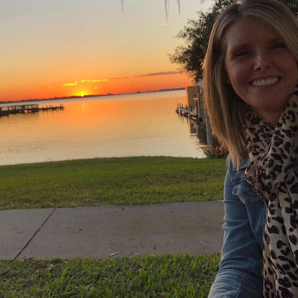 Meet your Posher, Nicole